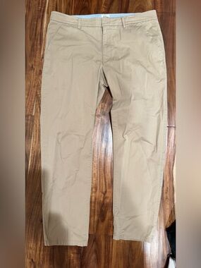 J Crew Men's Classic Beige Chino Pants Size 31 Slim Boyfriend Chino